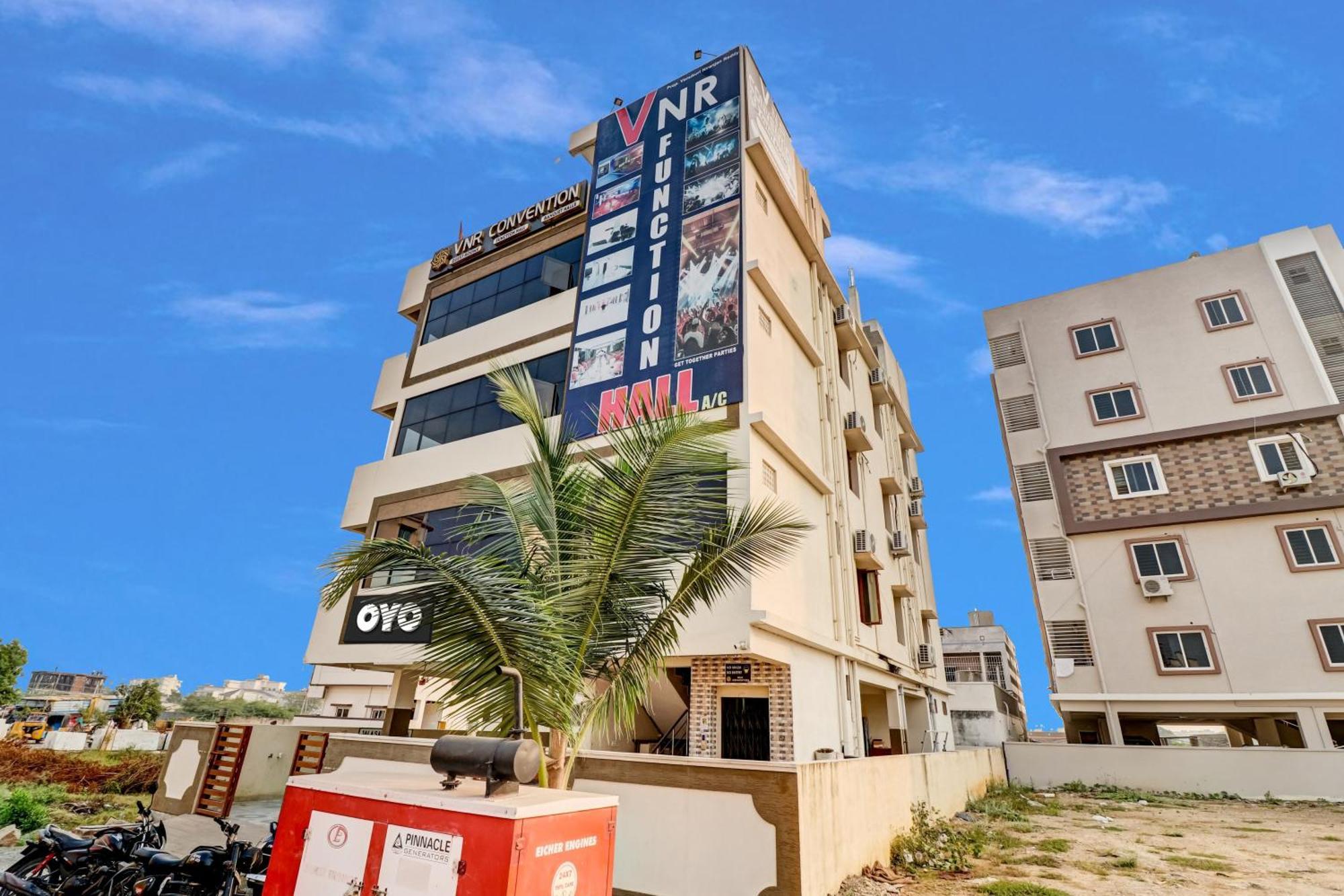 Oyo Vnr Convention Hotel Guntūr Eksteriør billede